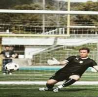 LaPaglia is a passionate football player and also co-owner of one of the Soccer clubs named Sydney FC.